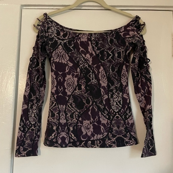 GUESS Purple / Mauve Floral long sleeve top XS - Picture 1 of 7